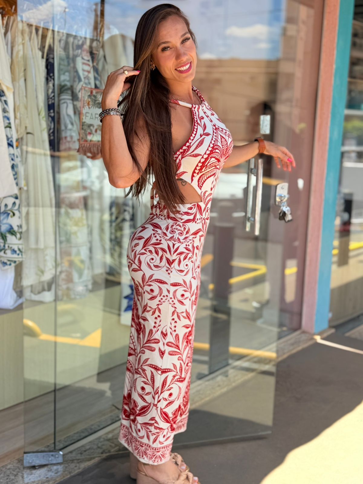 7e814cca146b683e7694c21db3255708.jpg Vestido Midi Coqueiro De Flor FARM - Imagem 1