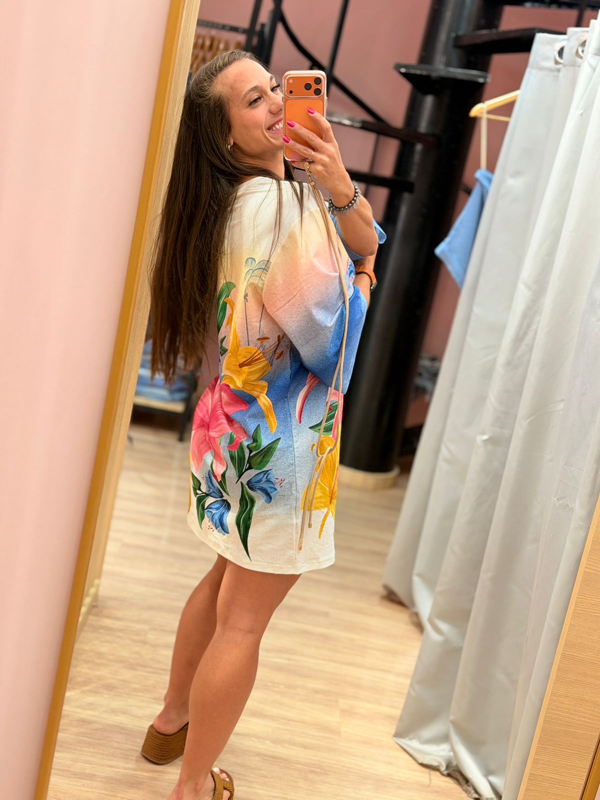 8c60473d4b9bd85e885af071f7314f9f.jpg Vestido Tshirt Big Floral Malu Silk FARM - Imagem 2
