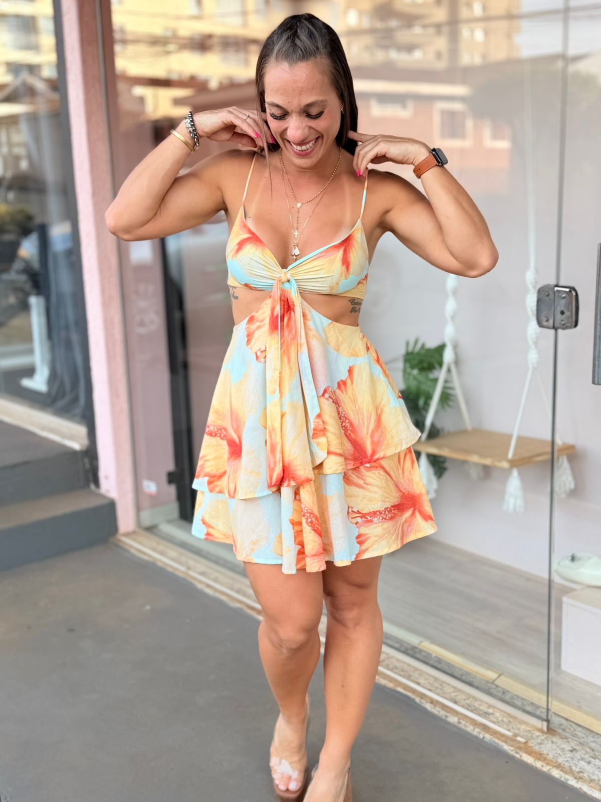 cb5beabd6f2231624e9f16ec4177c101.jpg Vestido Curto Vestida de Flor FARM - Imagem 4